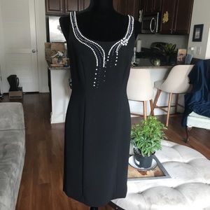Tahari Arthur S Levine Dress cocktail sz 4